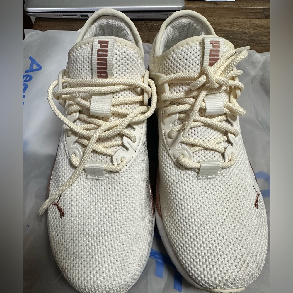 Puma shoes - Picture 5 of 6